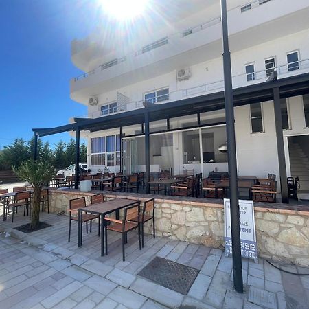 Rest Hour Hotel Εξαμίλιο Εξωτερικό φωτογραφία