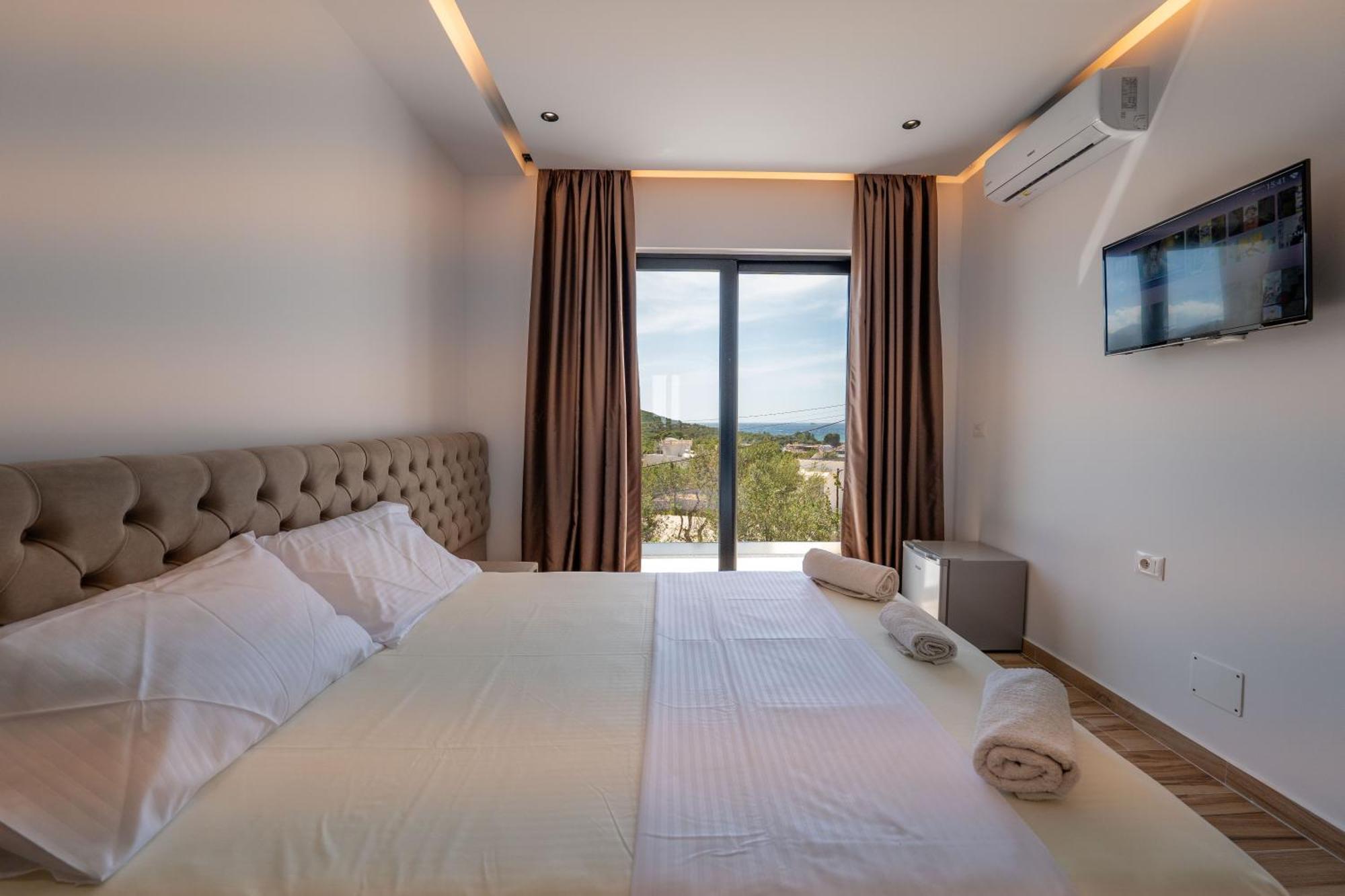 Rest Hour Hotel Εξαμίλιο Εξωτερικό φωτογραφία