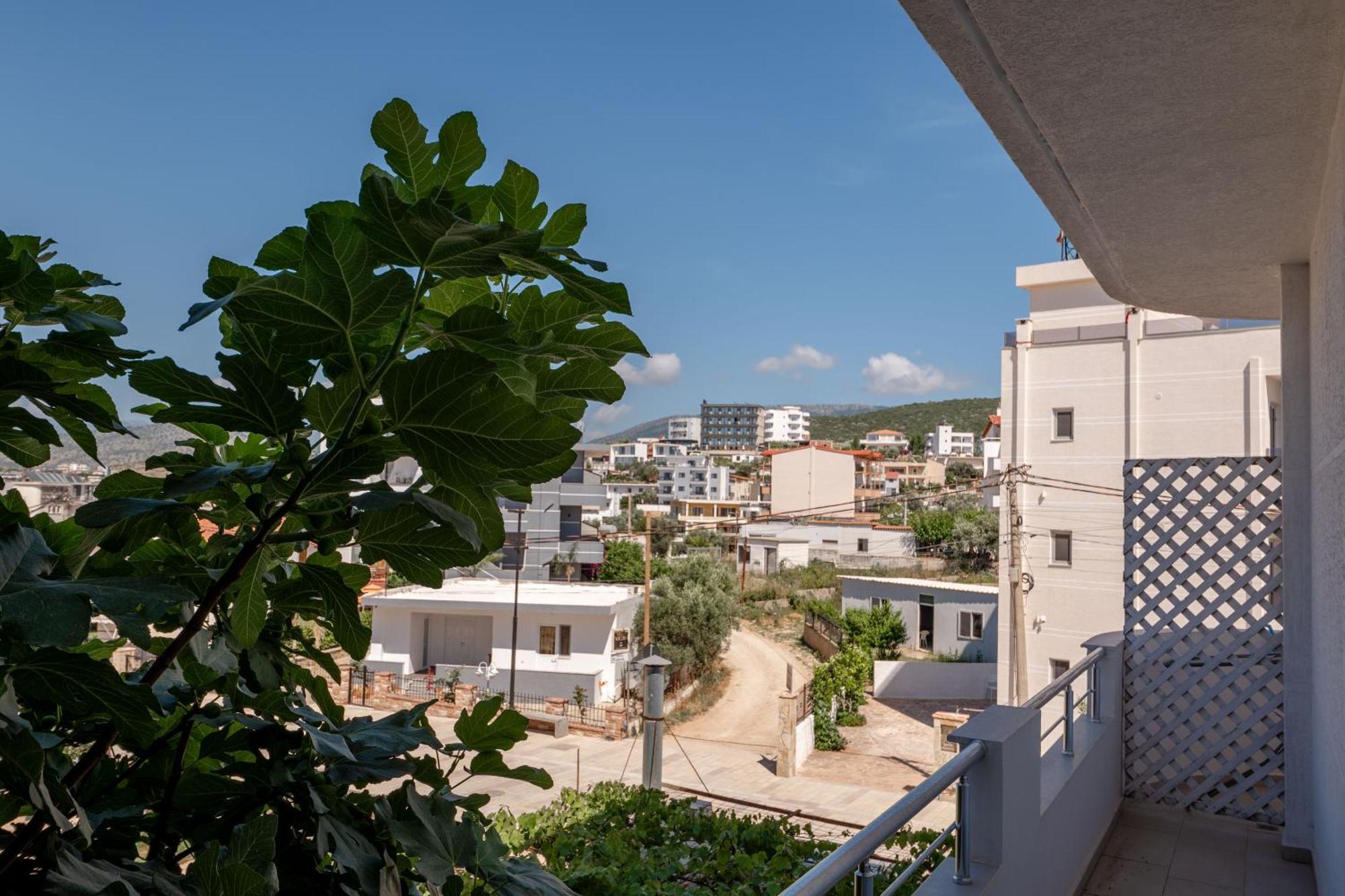 Rest Hour Hotel Εξαμίλιο Εξωτερικό φωτογραφία