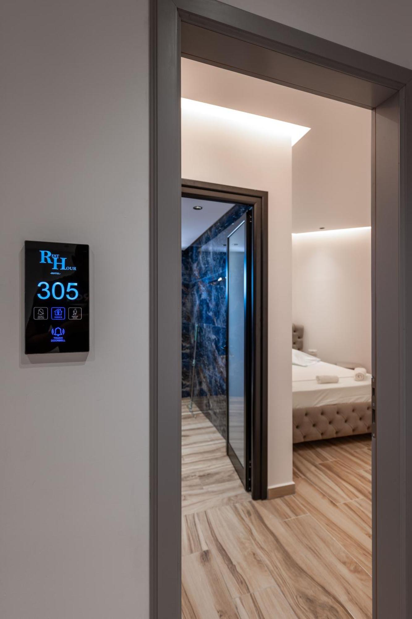 Rest Hour Hotel Εξαμίλιο Εξωτερικό φωτογραφία
