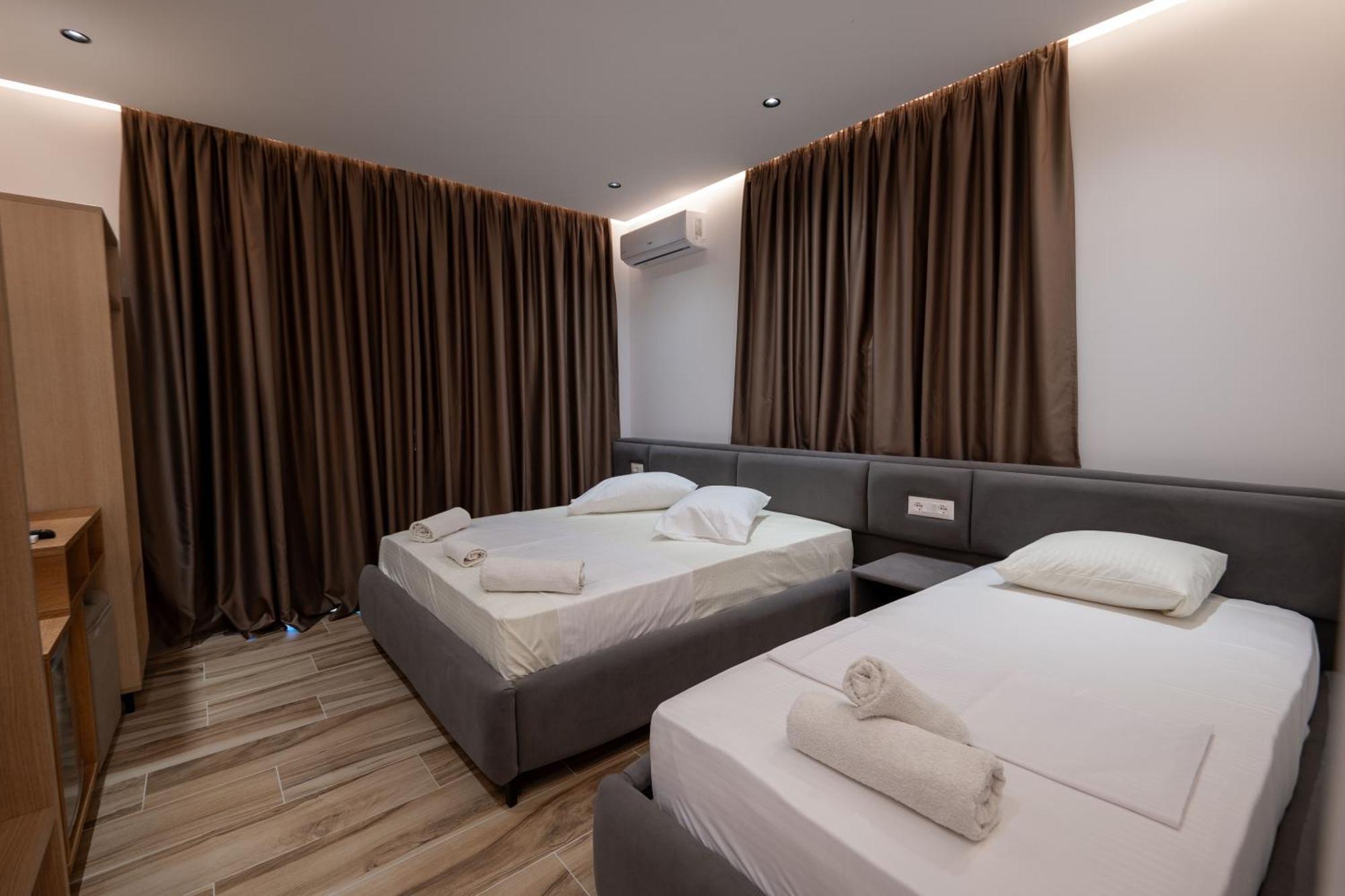 Rest Hour Hotel Εξαμίλιο Εξωτερικό φωτογραφία