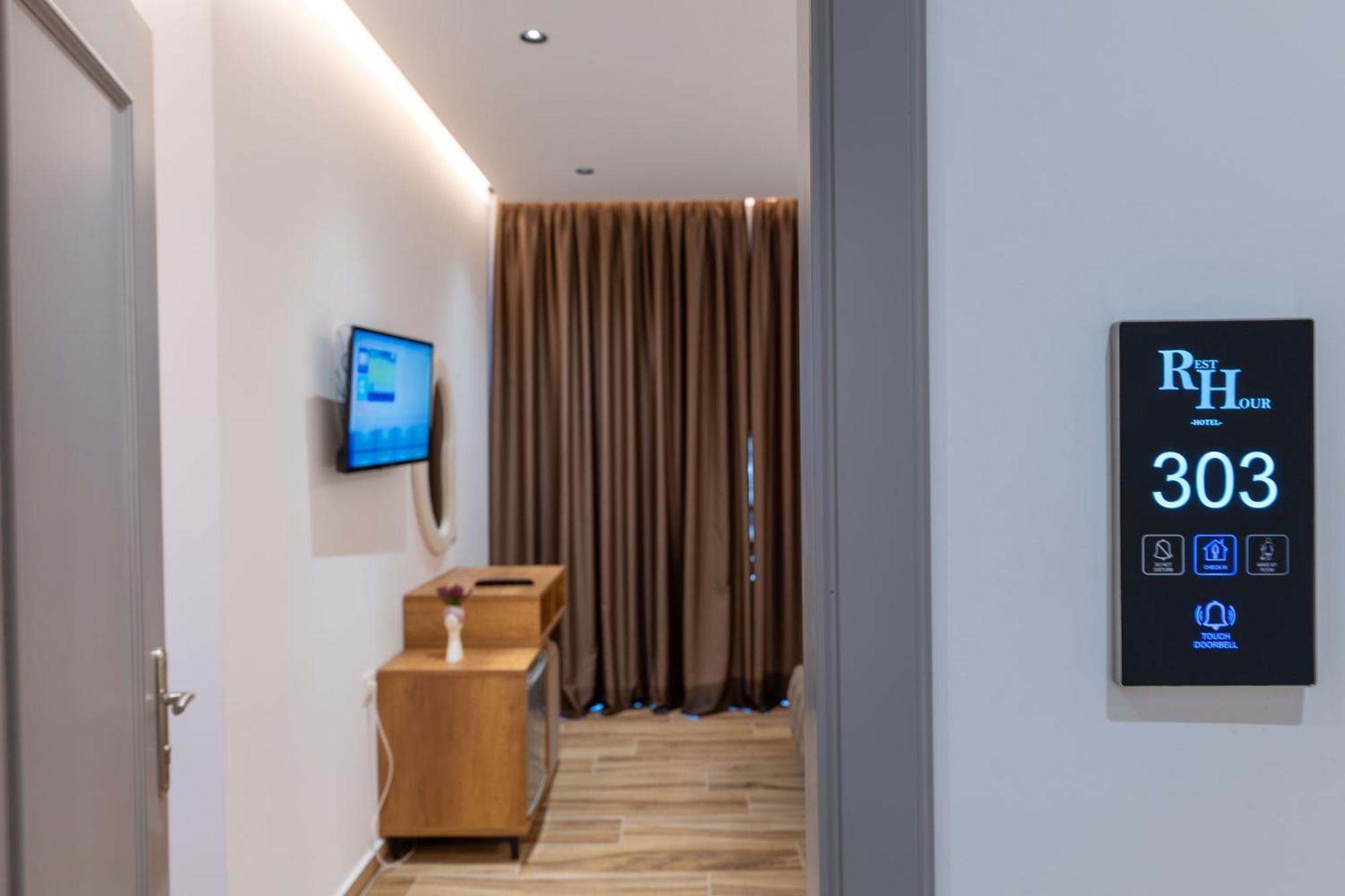 Rest Hour Hotel Εξαμίλιο Εξωτερικό φωτογραφία